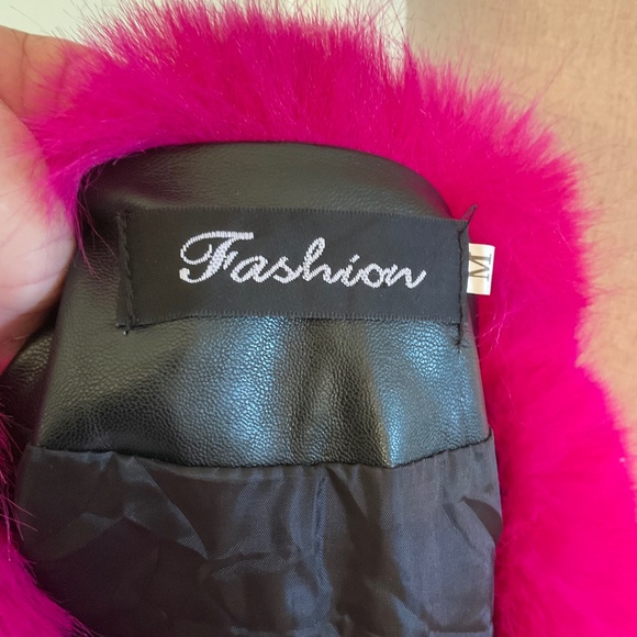 Fashion Pink Faux Fur Jacket Size M - Picture 9 of 9